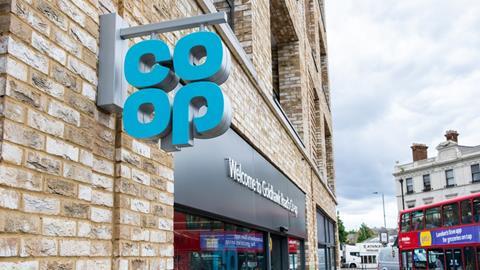 Wincanton renews 30-year partnership with Co-op