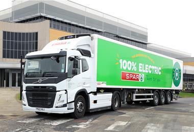 James-Hall-SPAR-electric-trailer